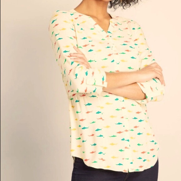 ModCloth Women's Size XXS Rainbow Shark Print Blouse Tie Back Button Down - Picture 1 of 6